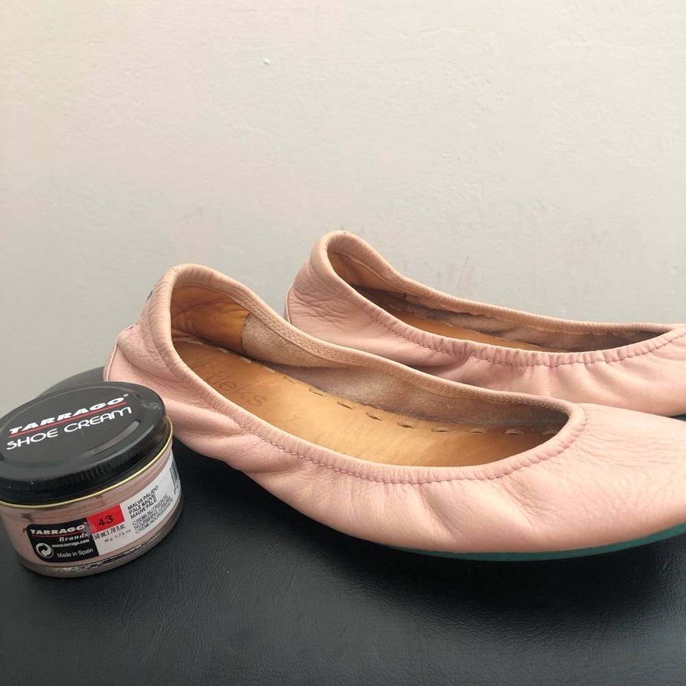 Used ballerina pink Tieks size 7